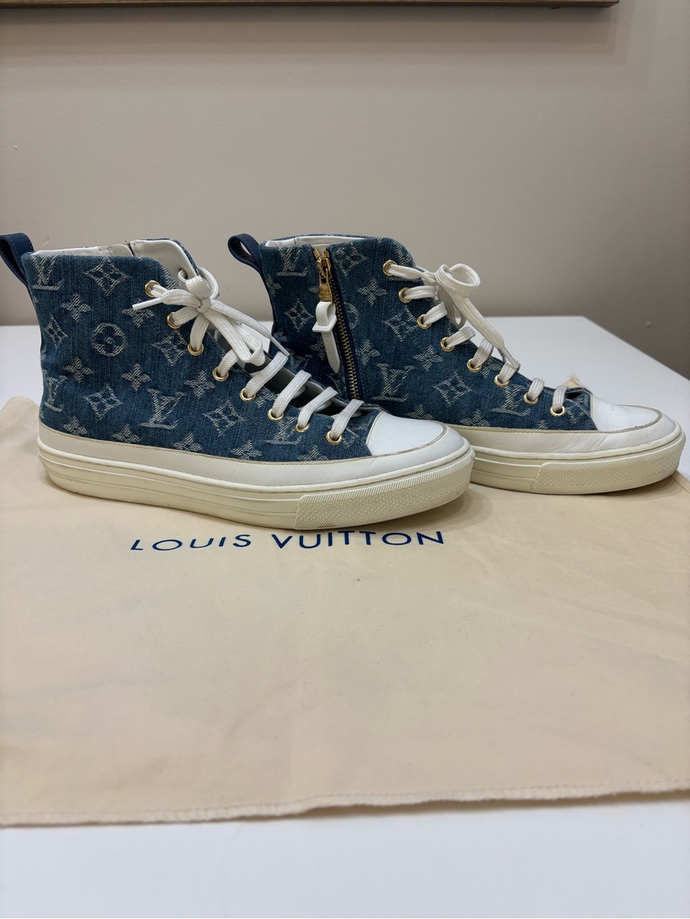 🔵 Louis Vuitton Stellar Sneaker Boot – Monogram Denim High-Top - Picture 5 of 12